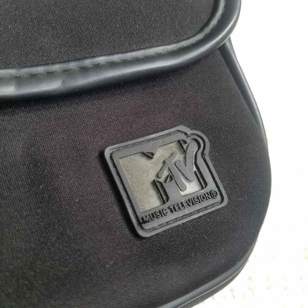 RARE 1999 MTV black convertible fanny pack/satchel